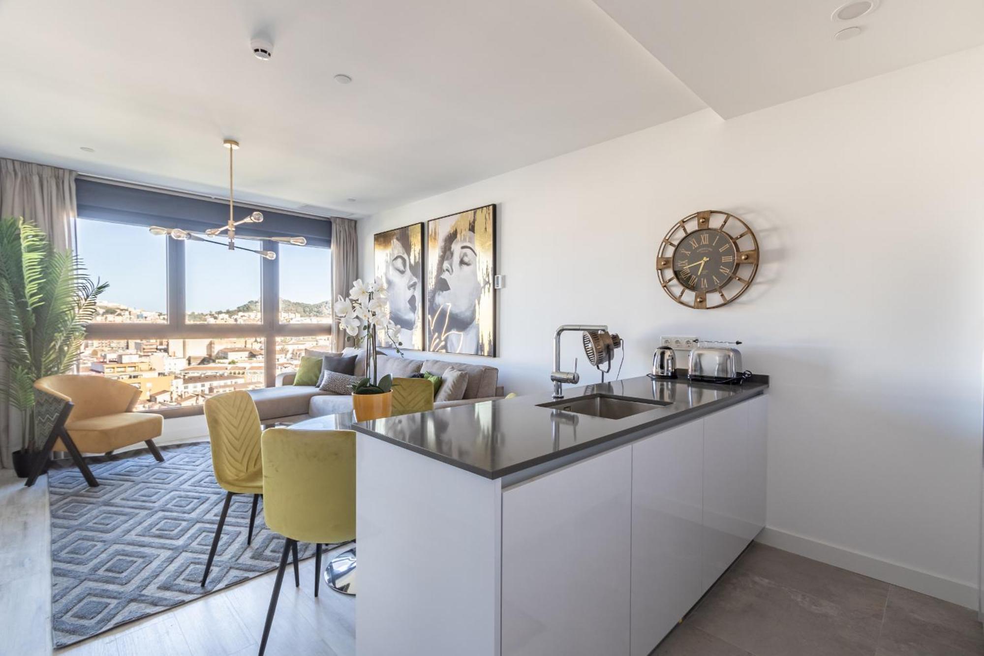 Malaga Skyline 1 Pool & Parking Free Apartment Luaran gambar