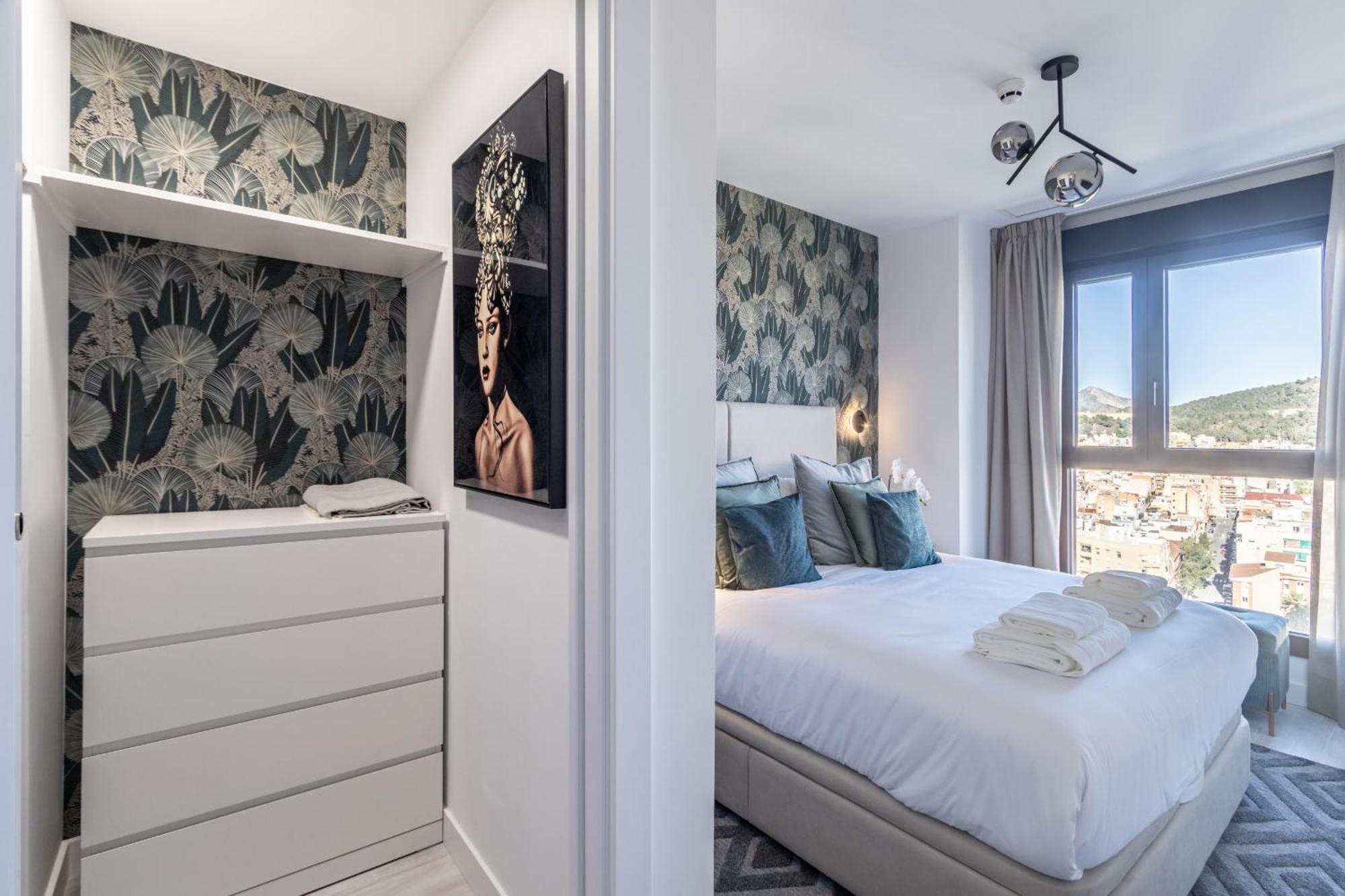 Malaga Skyline 1 Pool & Parking Free Apartment Luaran gambar