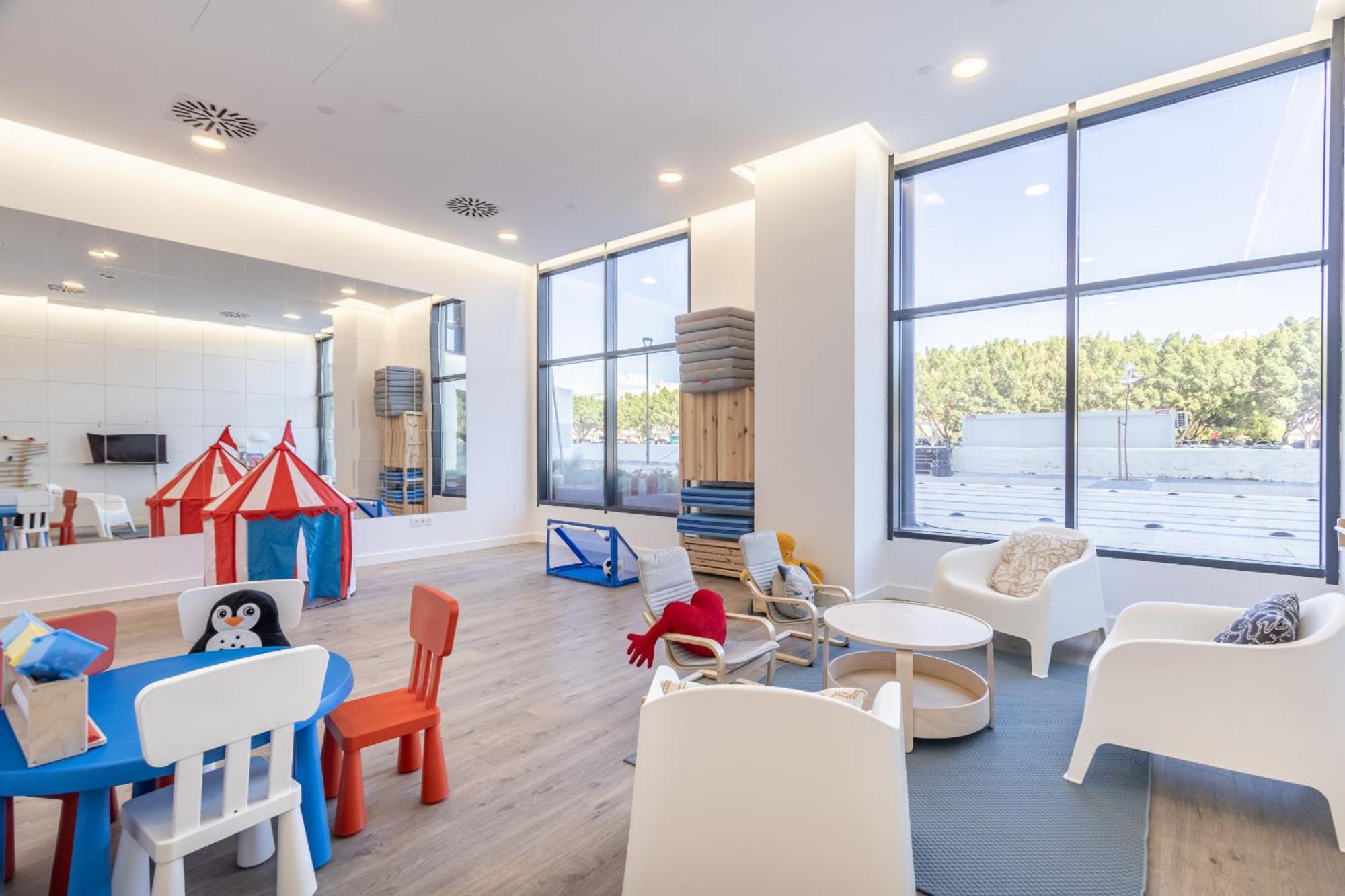 Malaga Skyline 1 Pool & Parking Free Apartment Luaran gambar